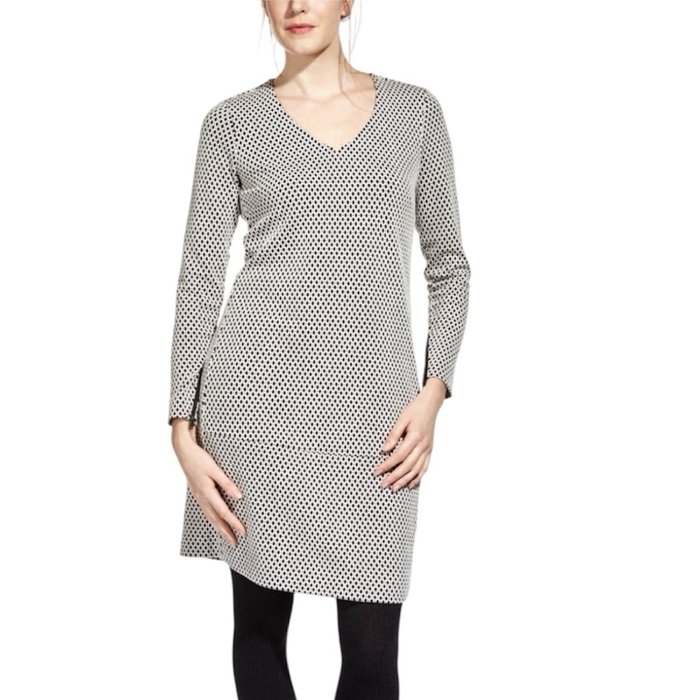 Sandwich Classic Textured Jersey Knit Long Sleeve Shift Dress Medium Black White
